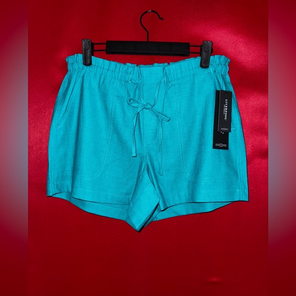 NWT-Liverpool Teal Shorts Medium - Picture 1 of 6